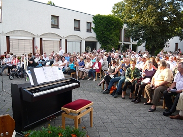Offenes Sommersingen in St. Stephan München-Sendling