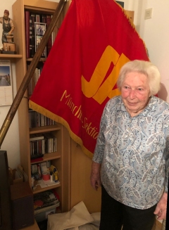 Zum 1. Mai: Gerda Bürger &dagger;, Ehrenmitglied im SPD Ortsverein Laim, erinnert sich