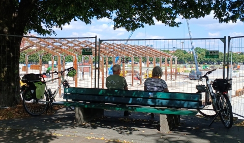 Wiesn-Aufbau läuft